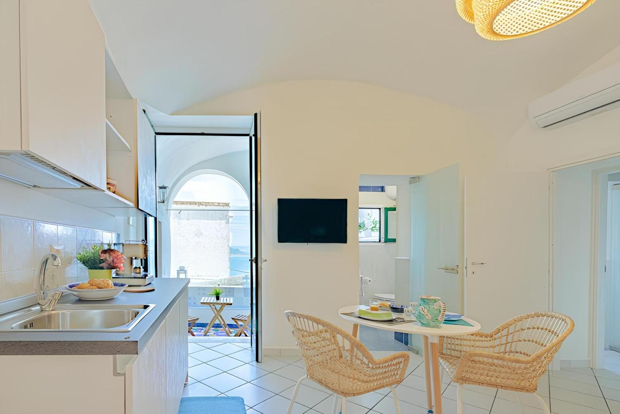 Raito Guest House - Amalfi Coast Vietri Εξωτερικό φωτογραφία