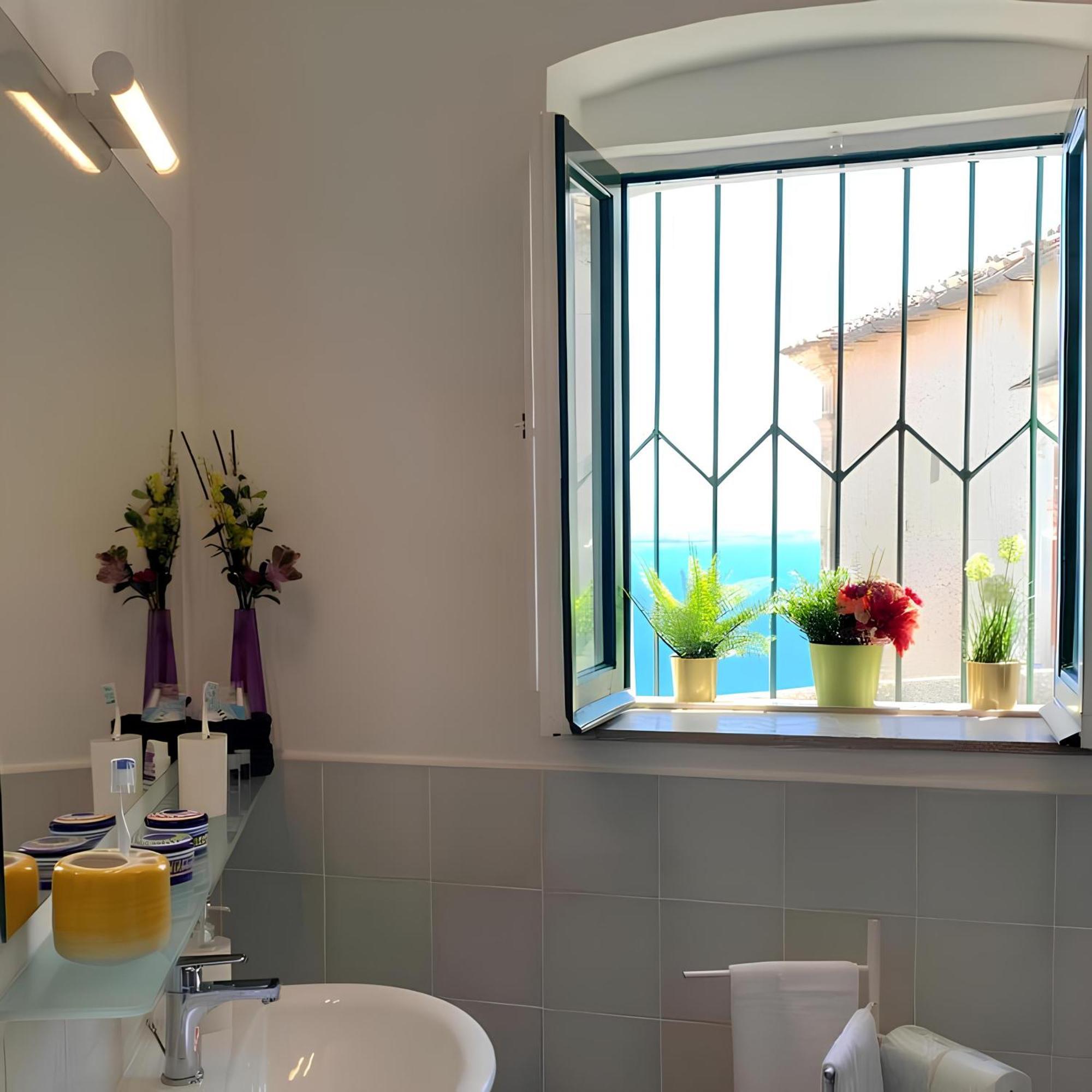 Raito Guest House - Amalfi Coast Vietri Εξωτερικό φωτογραφία
